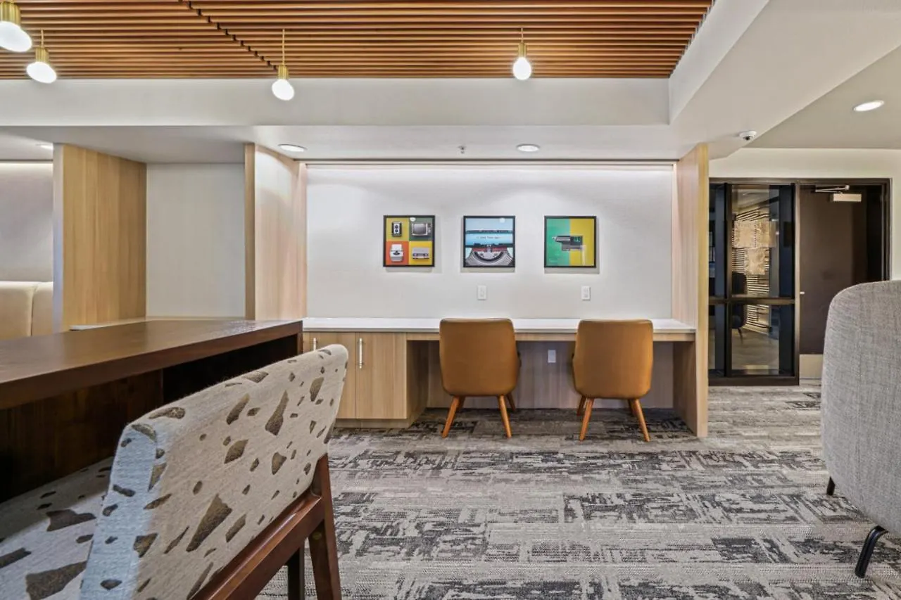 Bellevue 2Br W Indoor Pool Gym Easy Commute Sea-279 Apartment